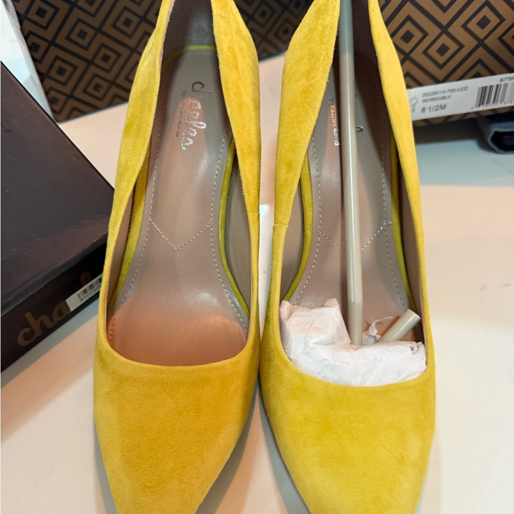 Charles by Charles David Yellow Suede Heels - Picture 6 of 8